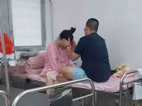 Cười ra nước mắt với 1001 câu đầu tiên khi chồng đón vợ về từ phòng đẻ
