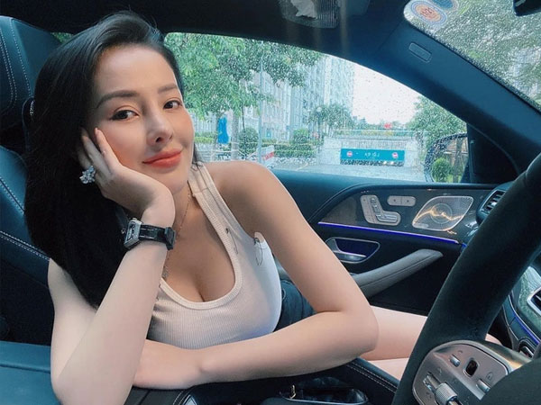 Bị 'bóc phốt' quỵt tiền của khách, Ngân 98 có phản ứng ra sao?