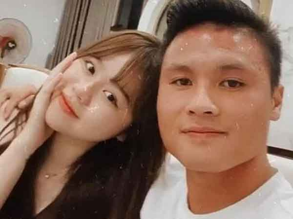 Bạn gái cũ Quang Hải - Huỳnh Anh hiếm hoi đăng ảnh diện áo tắm, cuộc sống ra sao hậu chia tay?
