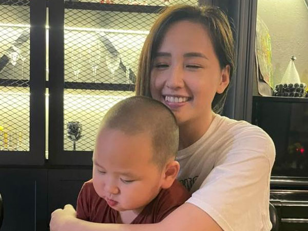 Mai Phương Thúy khoe ảnh chụp cùng 'thánh tấu hài' nhà Trà My Idol, ai ngờ bị bơ đẹp thế này!