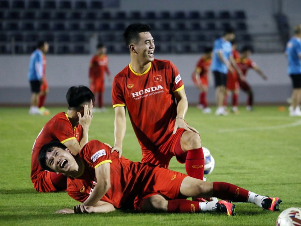 Hoàng Đức: 'Tôi ngủ dậy đọc báo mới biết được gọi lên U23 Việt Nam'