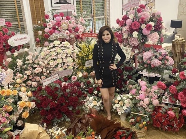 'Độc chiêu' Phùng Thị Nghệ lừa đảo hàng loạt đại gia từ Bắc vào Nam