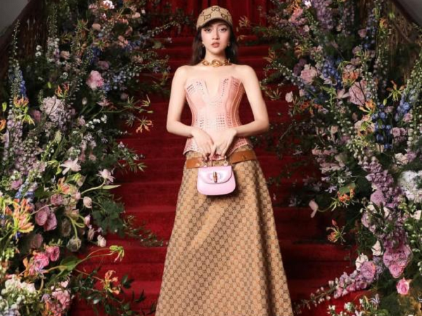 Bảo Anh chính thức lên tiếng sau khi bị chê bai thiếu chuyên nghiệp tại sự kiện đình đám