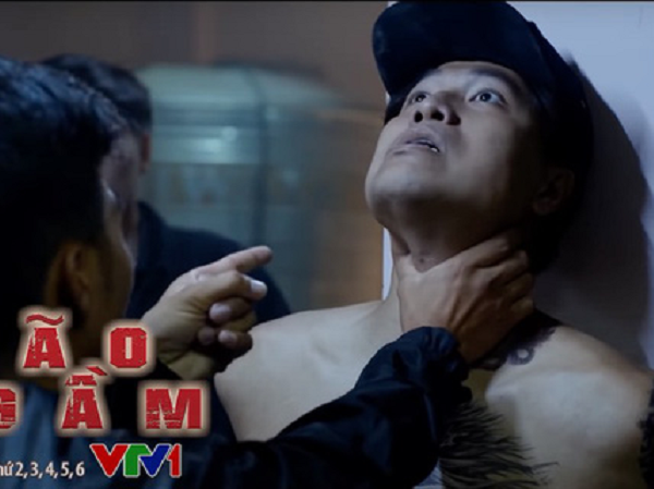 Bão ngầm tập 38: Ám sát hụt Sơn 'bạch tuộc', em song sinh của Toàn 'khỉ đốm' bị tra tấn dã man
