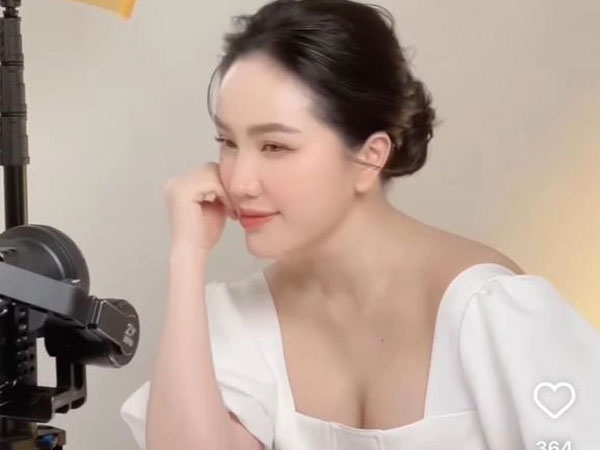 Cận cảnh nhan sắc 'mẹ bỉm' Bảo Thy: 'Gái một con trông mòn con mắt', đẹp không tỳ vết