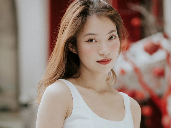 Xinh đẹp và thành công, ít ai biết Khánh Vy từng trải qua quãng thời gian bất ổn đỉnh điểm: 8h sáng đi làm, 3h vẫn vừa khóc vừa nôn vì dằn vặt