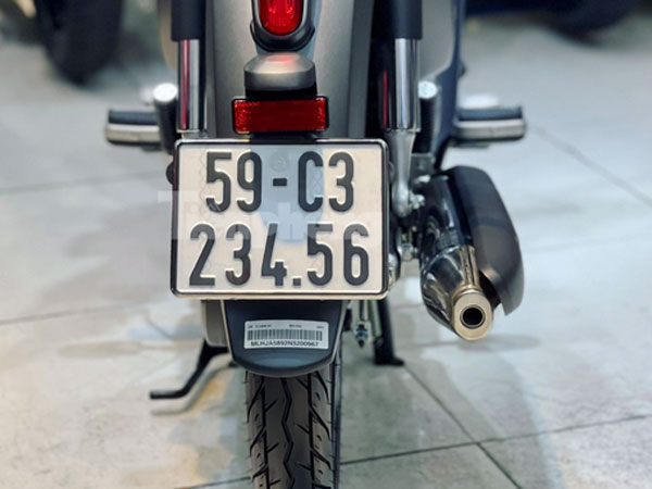 Honda Super Cub C125 biển 'sảnh' tiến giá gần nửa tỷ