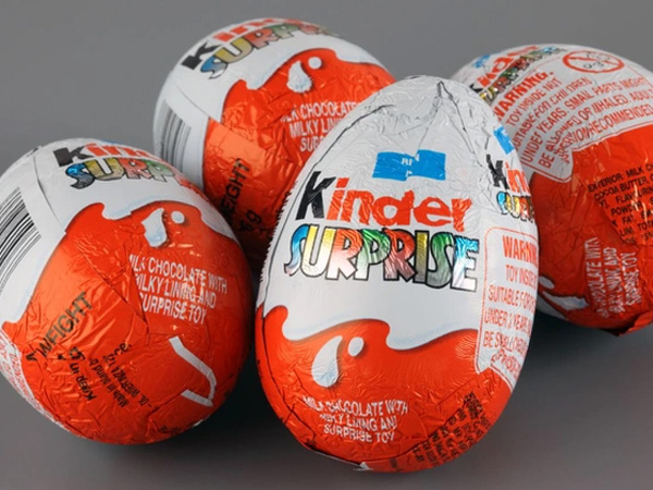 Yêu cầu ngừng bán kẹo trứng Kinder Surprise của Công ty Ferrero
