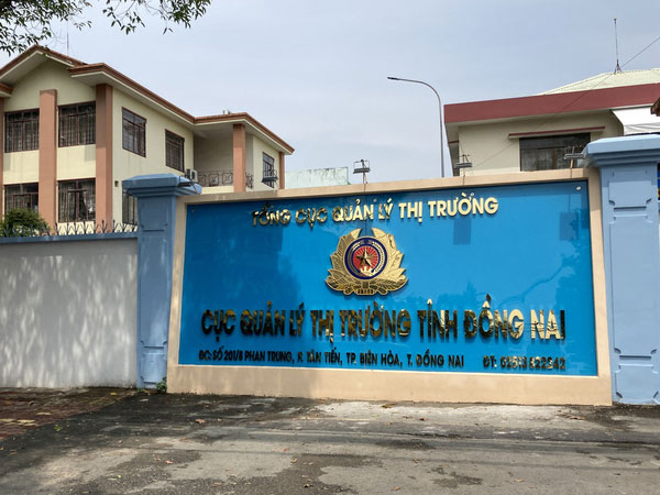 Kỷ luật 2 Phó Cục trưởng Cục Quản lý thị trường Đồng Nai và 6 cán bộ