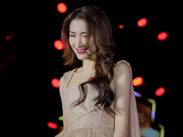 Hòa Minzy kêu cứu cộng đồng mạng vì di chứng hậu Covid-19, tình trạng nghiêm trọng khiến nữ ca sĩ không dám làm điều này