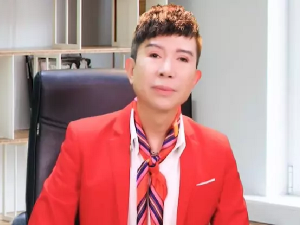 Long Nhật gây sốc khi tiết lộ yêu cô em, nhưng anh trai ruột bạn gái lại nảy sinh tình cảm với nam ca sĩ