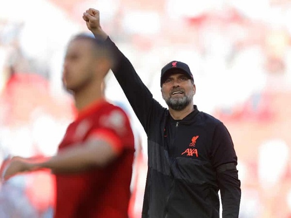 Liverpool bùng nổ hiệp 1, Man City vỡ mộng 'ăn ba'