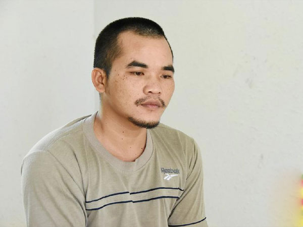 Bắt thanh niên khống chế, hiếp dâm chủ tiệm tạp hóa