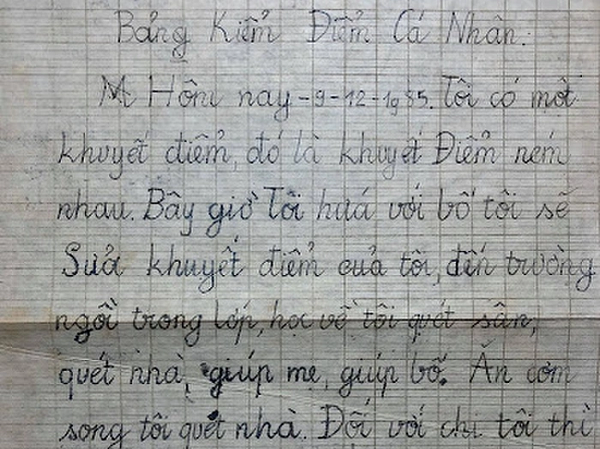 Bản kiểm điểm có từ 40 năm trước bất ngờ được đào lại, hóa ra tuổi thơ của thế hệ trước dữ dội vô cùng