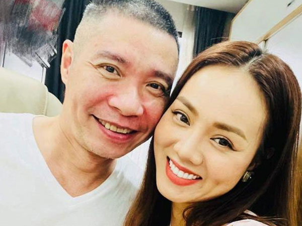 Bà xã Công Lý khoe ảnh tình bể bình bên chồng, tiết lộ sự thay đổi cực yêu của chồng sau khi ra viện