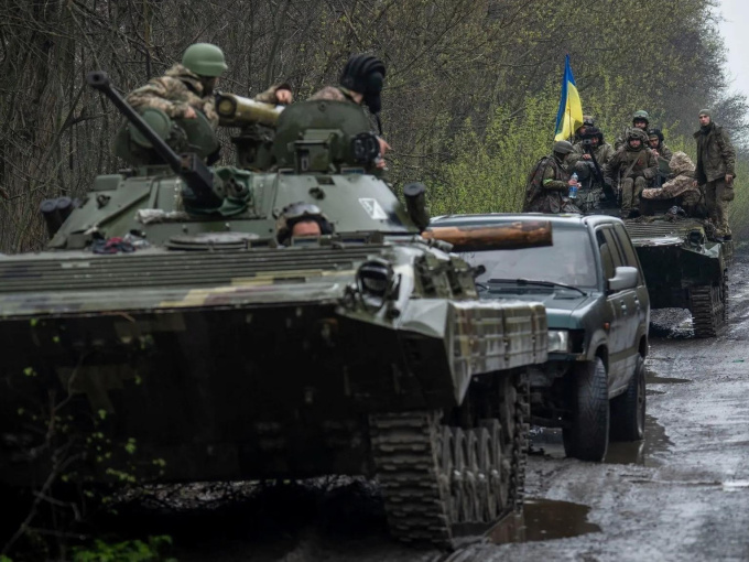 Nga chiếm thêm thành phố phía đông Ukraine, kêu gọi Kiev 'hạ vũ khí'