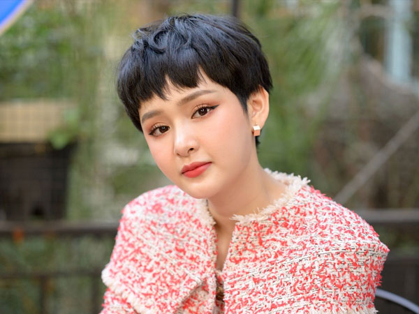 Hiền Hồ chính thức lên tiếng sau lùm xùm 'anh em nương tựa': Thừa nhận sai lầm khi rơi vào mối quan hệ nhiều tai tiếng, gửi lời xin lỗi và mong được khán giả bao dung