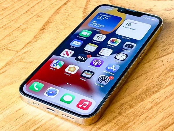 iPhone 14 Max - đối thủ 'đáng gờm' của Galaxy S22 Plus và Pixel 6 Pro
