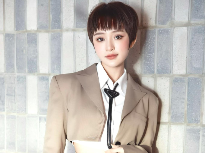 Mới hối lỗi chưa được bao lâu, Hiền Hồ bị 'bóc mẽ' sử dụng chung 1 kịch bản xin lỗi cách đây 5 năm
