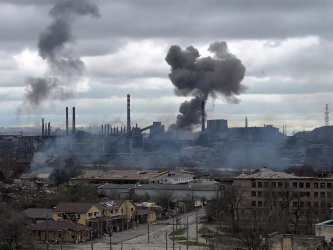 Nga tuyên bố kiểm soát Mariupol, Tổng thống Putin lệnh phong tỏa nhà máy thép