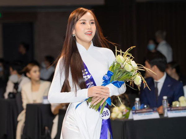 Jenna Anh Phương – con gái NSND Trần Nhượng thi hoa hậu