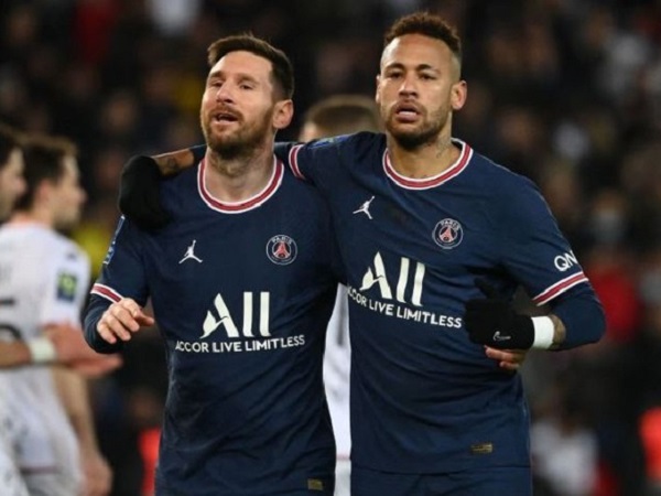 Messi lập siêu phẩm trong ngày PSG lên ngôi vô địch