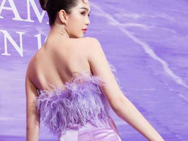 Ngọc Trinh xuất hiện tại sự kiện quy tụ dàn sao đình đám hậu drama đạo nhái, 'đọ sắc' với vợ Chi Bảo liệu có đủ 'chặt'?
