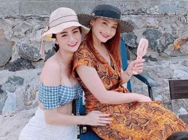 Thư Vũ 'Về nhà đi con' đăng ảnh công khai bên bạn trai hậu ồn ào lộ clip nhạy cảm?