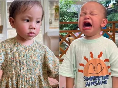 Biểu cảm trái ngược của cặp sinh đôi nhà Hà Hồ ngày đầu đến trường: Leon nước mắt nước mũi tèm lem, Lisa chuẩn chị đại