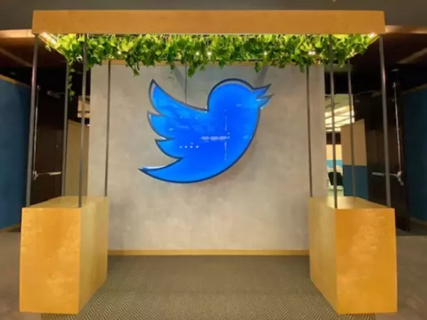 Thấy gì từ thương vụ thâu tóm Twitter của Elon Musk?