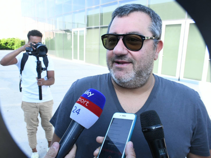 Tài khoản Twitter của siêu cò Mino Raiola phủ nhận tin đồn qua đời