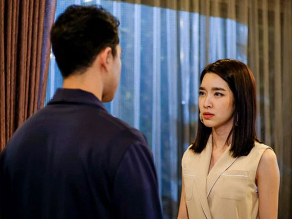 Chồng chết lặng phát hiện tình cũ của vợ 'ăn ốc', còn mình 'đổ vỏ'