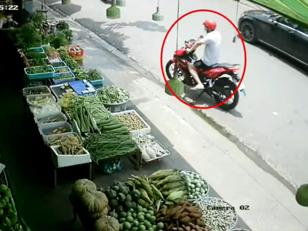 Được ngày phụ vợ đi chợ mua rau, thanh niên mất xe trong 'một nốt nhạc' bởi thói quen tai hại