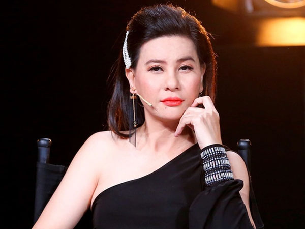 Cát Phượng bất ngờ nhắn nhủ: 'Đi đám tang em đi ạ, thắp nén nhang tiễn cho em ấm lòng'