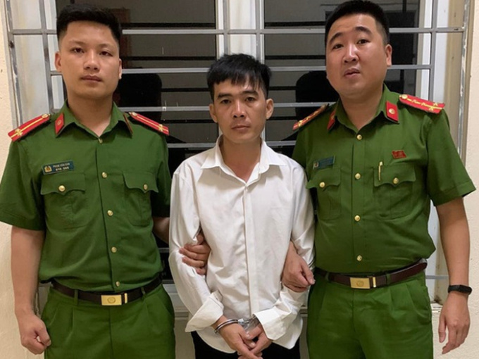 Về quê người yêu chơi, kẻ trốn truy nã bị công an tóm gọn