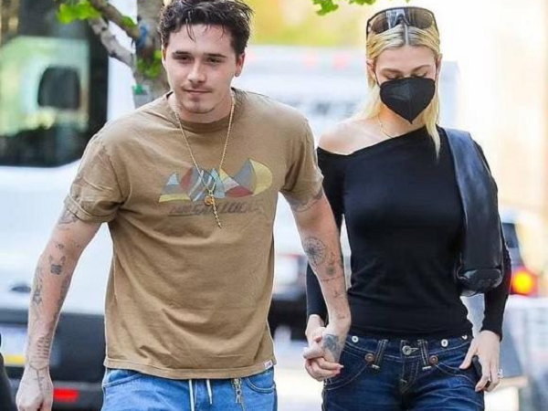 Cậu cả nhà Becks và vợ xuống phố với nhẫn cưới hàng tỷ đồng nhưng sao đằng gái lại bị chê bai không ngớt
