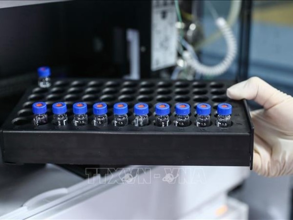 Trung Quốc thử nghiệm vaccine đặc hiệu chống biến thể Omicron
