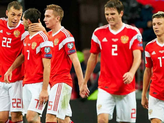UEFA cấm tất cả các CLB Nga tham gia mọi giải đấu
