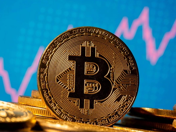 Bitcoin tiếp tục mất giá không phanh, khối tiền bốc hơi dân chơi lo sợ