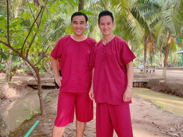 Tình bạn ít ai biết của Quyền Linh và Lý Hải: Chơi thân từ thời đại học, sự nghiệp và đời tư đều viên mãn sau 30 năm