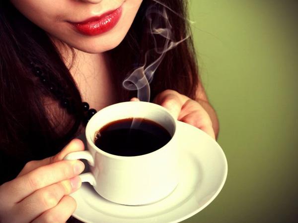 Uống bao nhiêu ly cà phê một ngày là đủ? Điều ra xảy ra khi bạn uống quá nhiều caffeine?