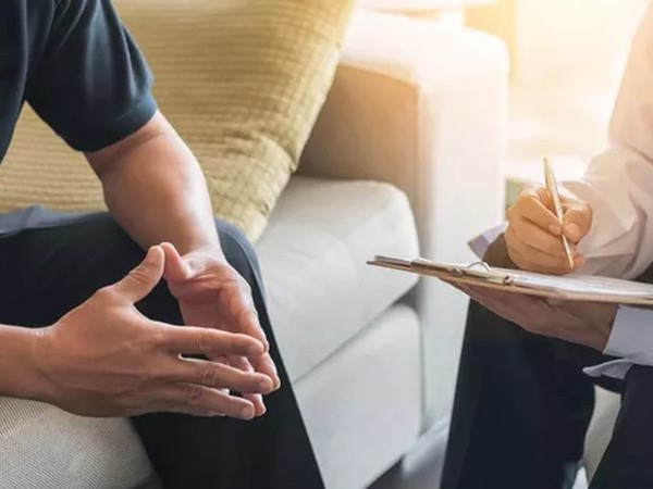 Đàn ông Việt Nam ở top 10 quốc gia có 'cậu nhỏ ngắn nhất'
