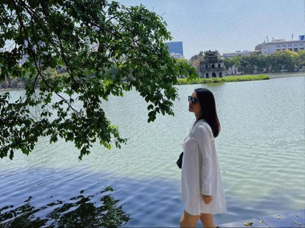 Phạm Quỳnh Anh đã có động thái giữa lúc lộ ảnh đi ăn cùng tình trẻ, lại còn khoe chi tiết bầu bí thấy rõ?