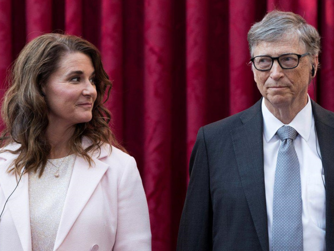 Một năm sau ngày tuyên bố ly hôn, tỷ phú Bill Gates lên tiếng thừa nhận ngoại tình, gây ra nỗi đau lớn lao cho gia đình