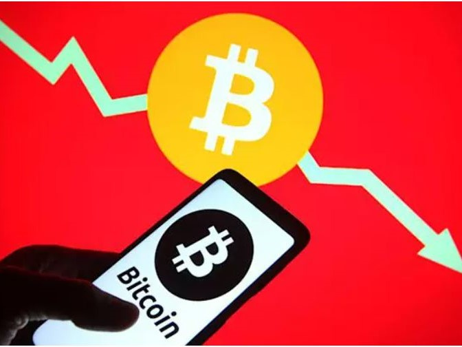 Giá Bitcoin giảm sốc 3.000 USD, thị trường crypto chìm trong sắc đỏ