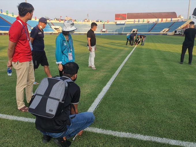 Giám sát AFC hài lòng với chất lượng SVĐ Thiên Trường, Nam Định
