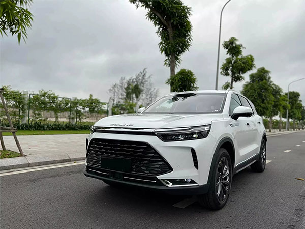 Xe mới tháng 5: Xuất hiện thêm xe Trung Quốc giá rẻ Baic Beijing X7 chỉ hơn 500 triệu