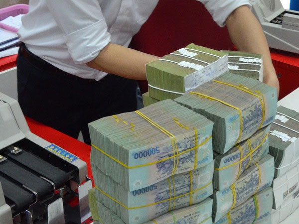 Ngân hàng 'đua' hút vốn qua trái phiếu