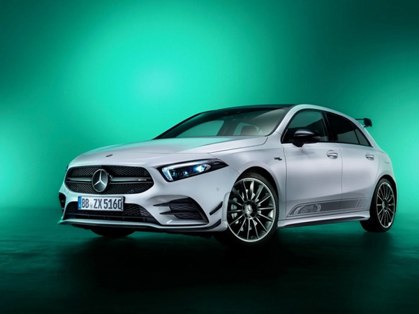 Mercedes-AMG ra mắt A35 và CLA35 Edition 55 kỷ niệm 55 năm