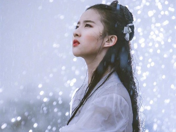 Lưu Diệc Phi suýt chết lúc 18 tuổi khi đóng Thần Điêu Đại Hiệp
